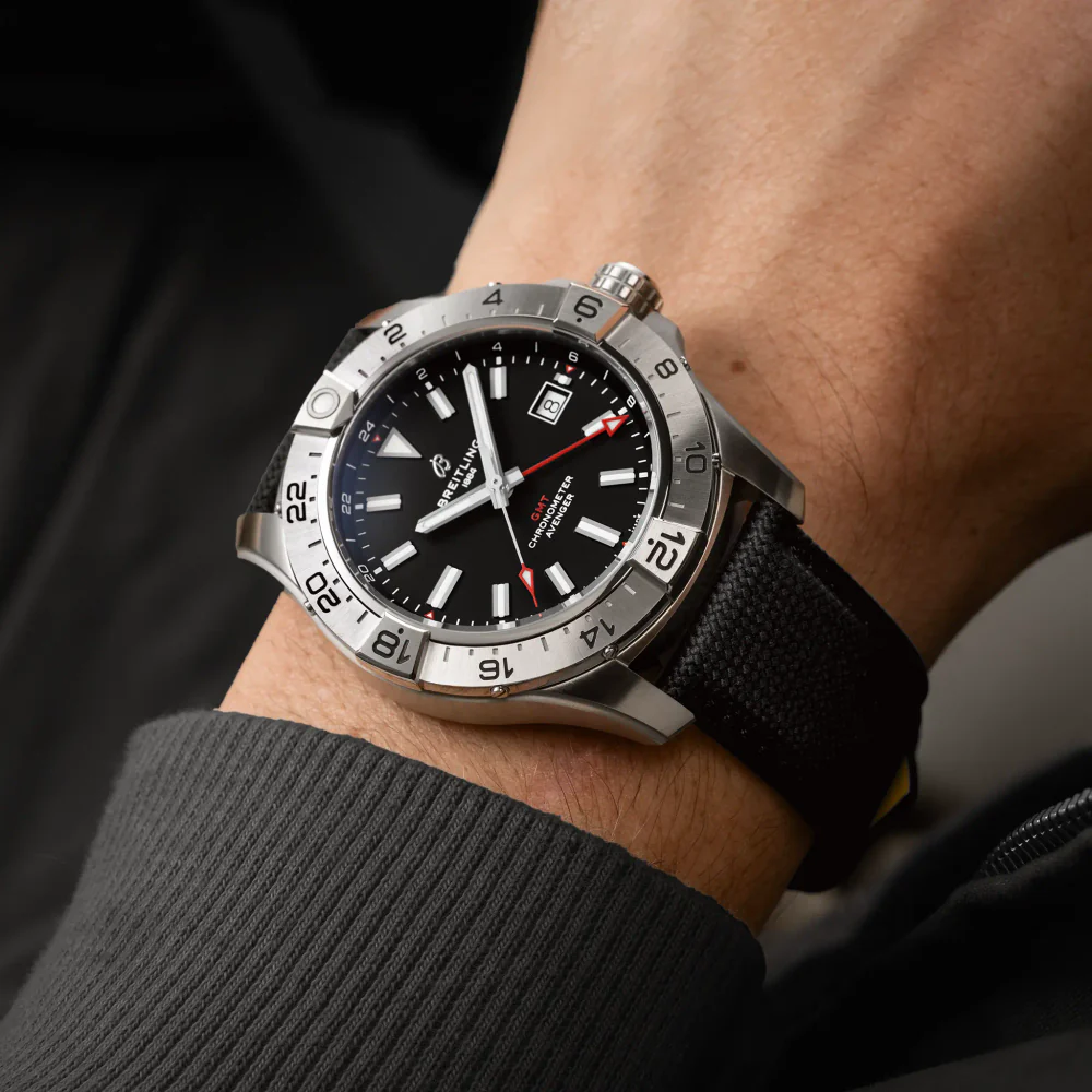 Avenger Automatic GMT 44 - Image 5